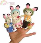 HandMadeAwards-Rabbit Family Finger Puppets by Loly Fuertes