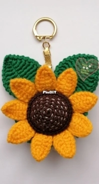 Daisy With Love - Evgenia Kokina - Евгения Кокина - Keychain Sunflower - Брелок Подсолнух - Russian - Free