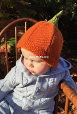 Pumpkin Hat by The Mermaids Purl-Free