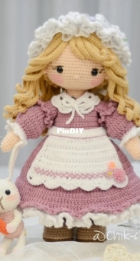 Chik Chik Handmade - Thuy Trang - Outfit For Rosie the Maid