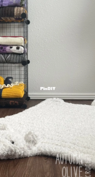 Autumn Olive Crochet - Autumn Olivia Ward - Bear Fur Faux Throw - Free