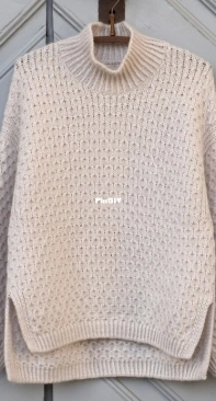 Smilla sweater by Anne Ventzel