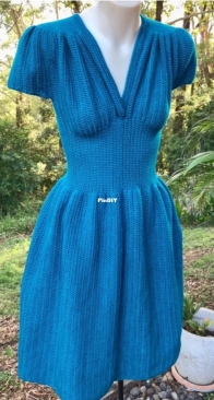 Retrorevamping - Natasha E - ‘Anna’ Vintage 1940s Day Dress