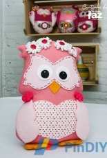 Cantinho do Arte que Faz - Thais Padella - Almofada Coruja - Owl Cushion - Felt Pattern - Portuguese - Free