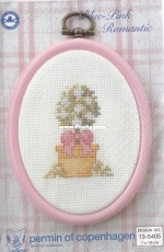 Permin 13-5405 - Blue-Pink Romantic - Flowers Pink