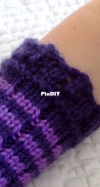 Girl Gift Mitts by Debbie Meiklejohn-Free