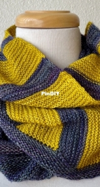 Blocky Cowl by Nick Davis