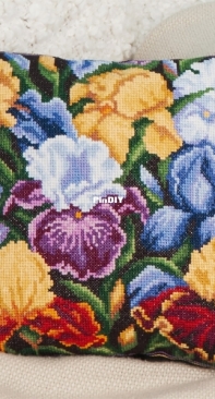 Panna PD-1633 Rainbow Irises Cushion PCS