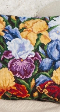 Panna PD-1633 Rainbow Irises Cushion PCS