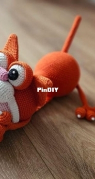 Crochet Design Wonders / Crochet Wonders Design / Olga Toys Handmade / Olga Kurchenko - Olga Kuchenki - Funny Toys - Door stopper - Cat