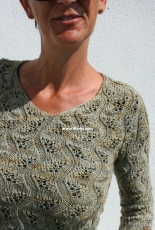 Hamon Sweater by Yoko Johnston - English, Japanese