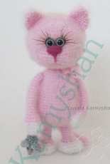 Jasmine - Yanina Kamyshan - Missy the Cat with Her Mouse - Russian
