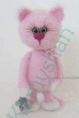 Jasmine - Yanina Kamyshan - Missy the Cat with Her Mouse - Russian