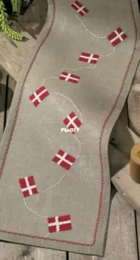 Permin - Danish Flags tablerunner
