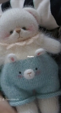 Knit  Bear - Author Unknown - Chinese
