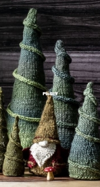 Wee Evergreens by Sarah Schira - English