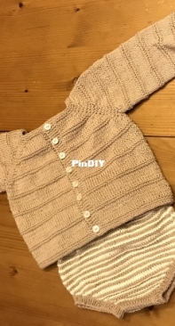 Baby´s first wardobe set, by OGE knitwear