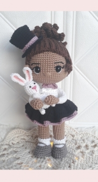Amor de amigurumi - Caren Alessandra Kluska - Izzy the Magician - English - Translated