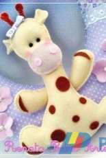 Renata Pedro Artes - Girafinha - Giraffe - Felt Pattern - Portuguese - Free