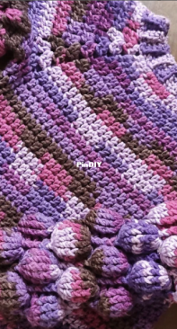 Bobble sleeves sweater