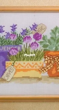 Sprinkle a Handful of Herbs by Lesley Teare from Quick & Easy Cross Stitch 128 PCS + XSD
