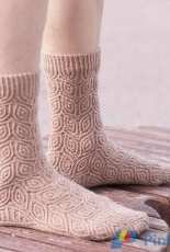 Semki Socks by Natalia Vasilieva/ Intentionally Entangled-English,Russian-Free
