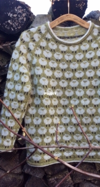 Sheep sweater by Lone Kjeldsen - English