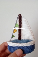 Sailing boat