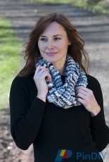 Cascade Yarns-C239-Plusciously Yours Cabled Infinity Scarf by Susie Bonell - Free