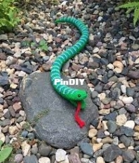 Imagined Yarn  - Vienne Laing - Snake