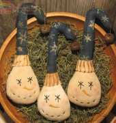 Olde Annie Primitives - Crooked Hat