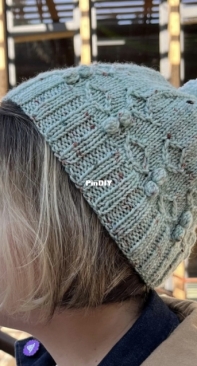 Tile Hat by Sonia Torner - Barcelona Knits - English, Spanish