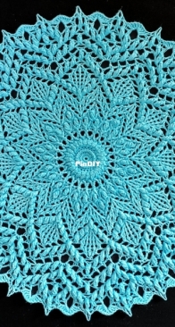 Nelly Klos - Triton doily - English