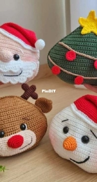 Ateliê Diana Ducheiko - Diana Regina do Carmo Ducheiko - Christmas Pillow Collection - Cushion Base - Base Almofadas - Portuguese