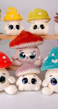 Lyra Lune Softies - Lyra Lune Designs - Ruxandra Dumitrascu - Mushroom Friends