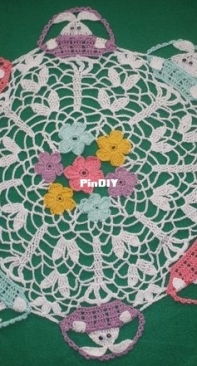 Valerie Fuller - Peeking Bunnies Easter Doily