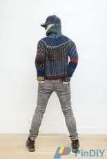 Askews Me Sweater by Stephen West