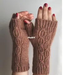 Gooseberry Mitts - Maria Tarasova