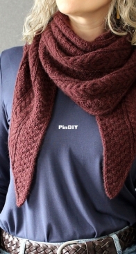Mathilda Shawl by Lisa Hannes