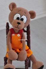 Motley crochet crew -Sandra Hawlik- Teddy Luis