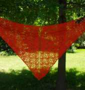 Fallen Rose Shawl