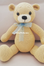 Amigurumi bear