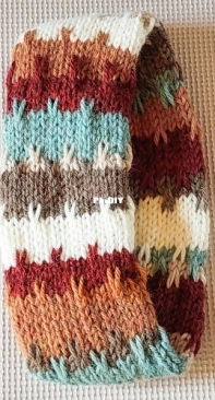Infinity Earwarmer by Jocelyn Frasier-Free