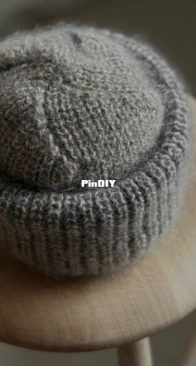 Gujo Hat by Karoline Skovgaard Bentsen - Aegyoknit