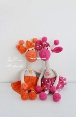 Svetlana Chagaeva - Giraffe - Translated