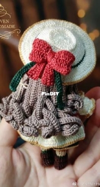 Seven handmade- girl with vantage dress- Chinese