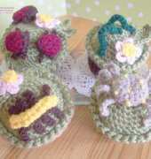 KTBdesigns - Sally Byrne - Creepy Crawly Cupcakes with moldly