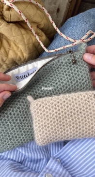 Honey Purse by Mette Wendelboe Okkels - PetiteKnit - English