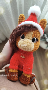 Baloo hand / Alice Shop Toys - Ekaterina Zueva - Sitting Horse ( christmas version) - English