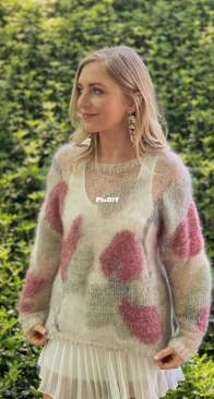 Jardin Pullover by Florence Spurling